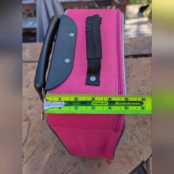 2011 Monster High Mini Roller Carry On Suitcase - Picture 9 of 12